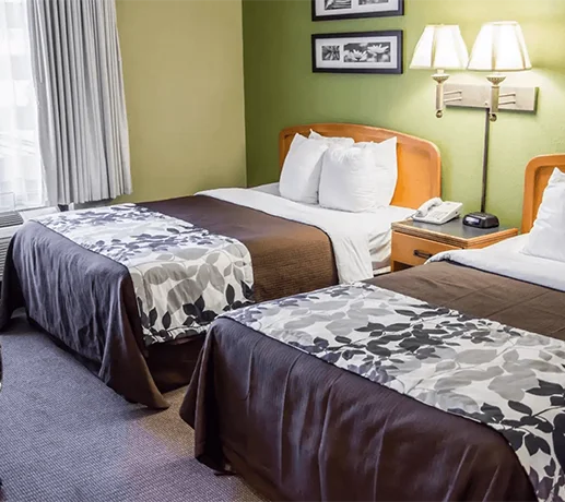 Best hotel rooms in Pineville